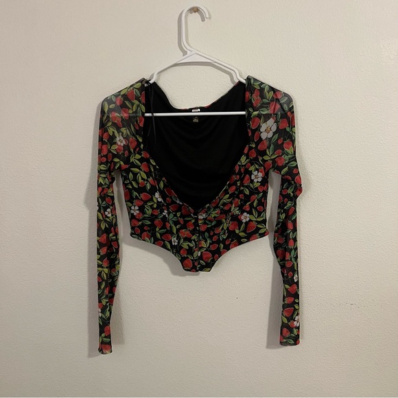 AFRM Grecian top in noir strawberry from revolve - Picture 3 of 9